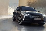 Nouveau nom et nouvelle calandre, voici les petites nouveautés de la DS N°4 
