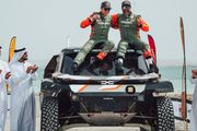 Rallye Raid; le Dacia Sandrider remporte la victoire à Abu Dhabi, Loeb abandonne 