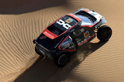 Malgré l'abandon de Sébastien Loeb, le Dacia Sandriders brille sur le Dakar 