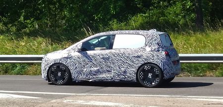 La future Dacia Spring, clone de la Renault Twingo se ballade autour de Paris