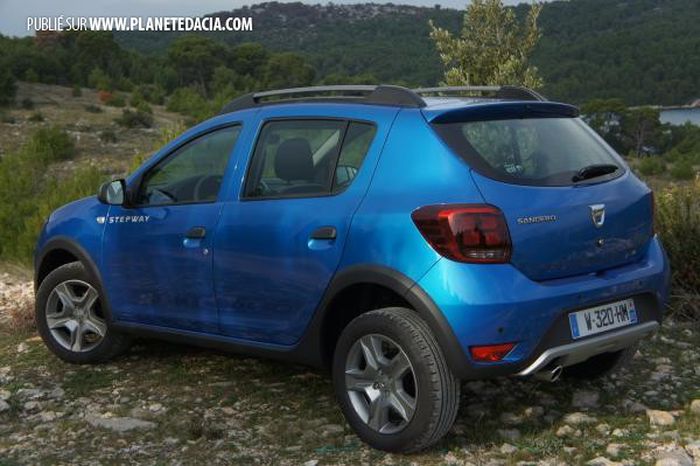 Sandero 2017 TCe 90 - SCe 75 2