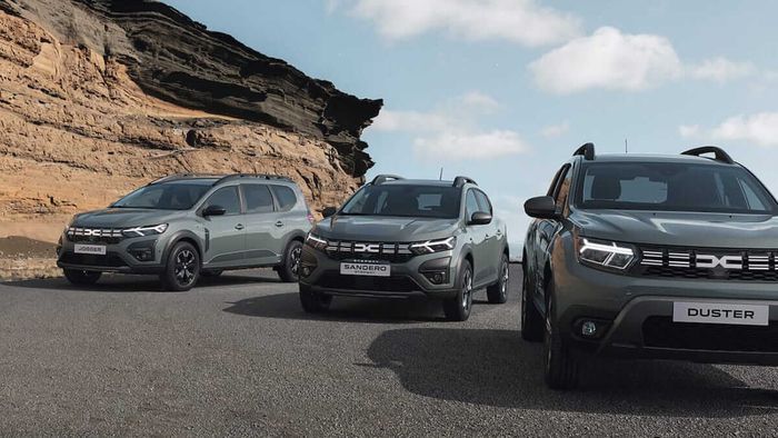 La gamme 2022 Dacia et le nouveau logo