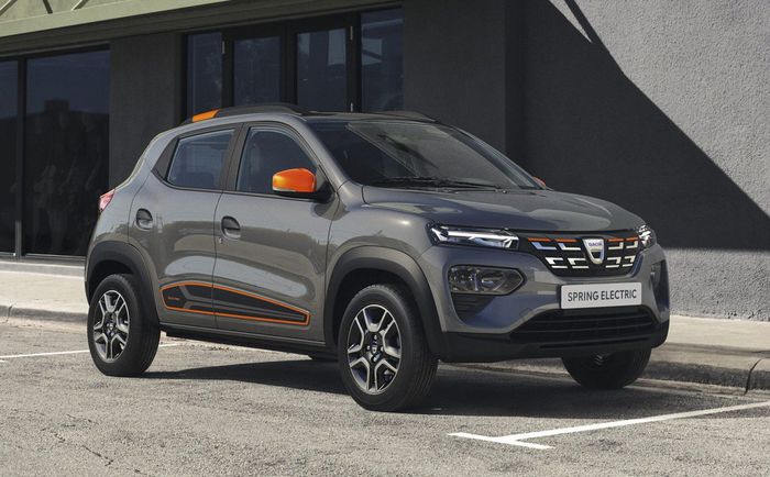 Dacia Spring titrée par le jury d'Autobest