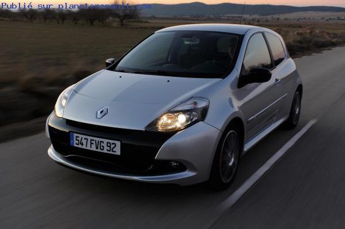 Clio III ph 2 5