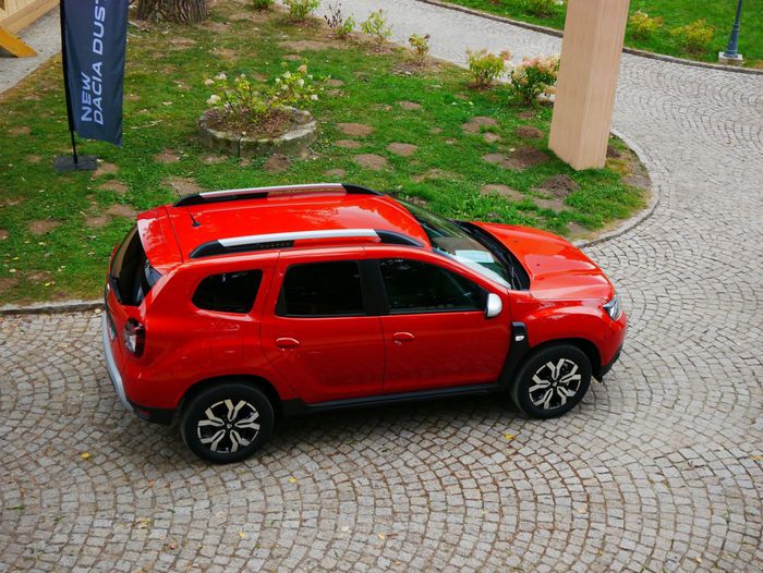 Le Duster restylé conserve agilité, confort et dynamisme