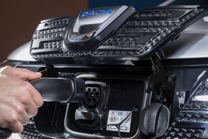 Déjà presque 16 000 commandes pour la citadine roumaine