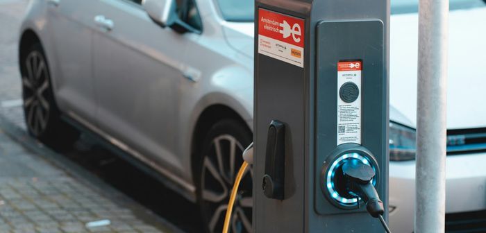 Pourquoi les voitures électriques se déprécient trop vite ?