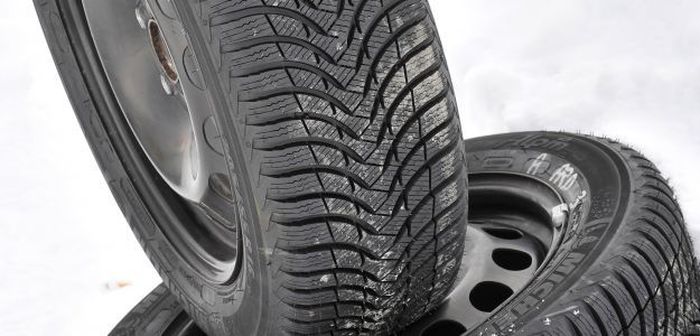 Pneus 4 saisons ou pneus hiver, lesquels préférer ?